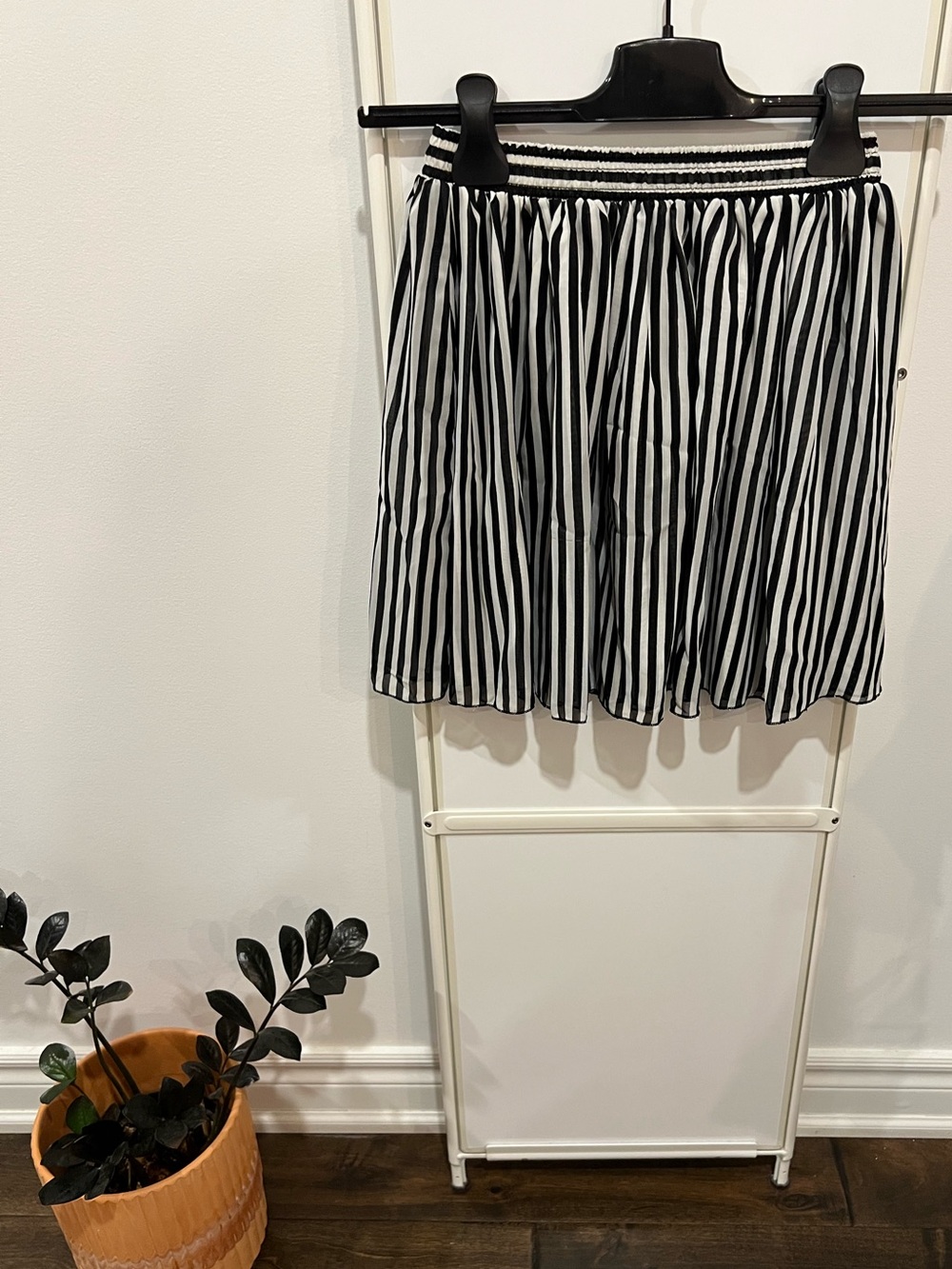 American Apparel Striped Black & White Skirt